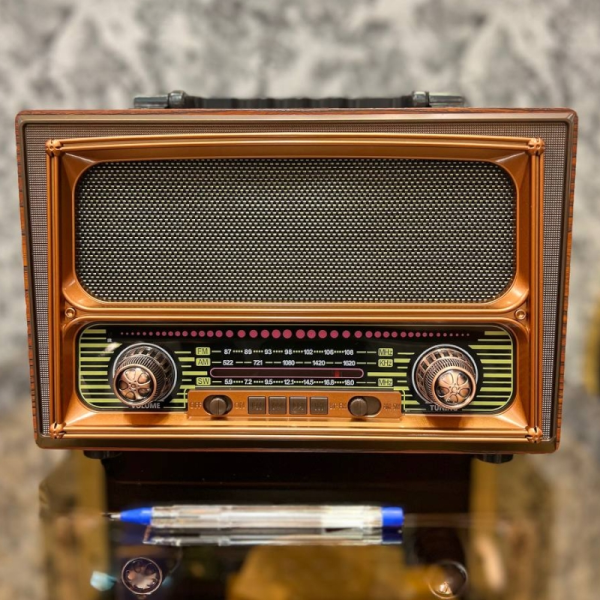 رادیو کلاسیک شارژی کوچک مدل 1807، رادیو طرح قدیمی سایز کوچک با قابلیت های بلوتوث / رادیو  و پورت USB