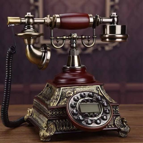 تلفن رومیزی چوبی سلطنتی مدل 6110، تلفن بی‌نظیر با شماره گیر دکمه ای، تلفن سنتی و خاص و نوستالژی، وسیله کلیدی برای تزیین دکور منزل	