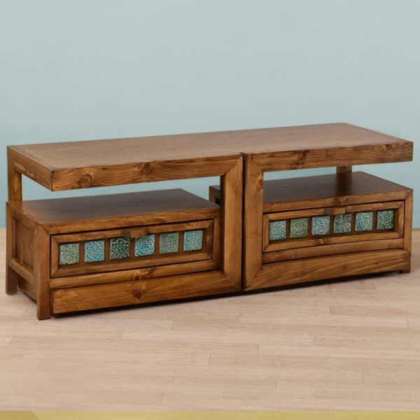 میز تلویزیون فیروزه مدل MI04008، میز ال سی دی تمام چوب پایه دار، متریال مقاوم چوب و طراحی کلاسیک با طرح طبیعی چوب