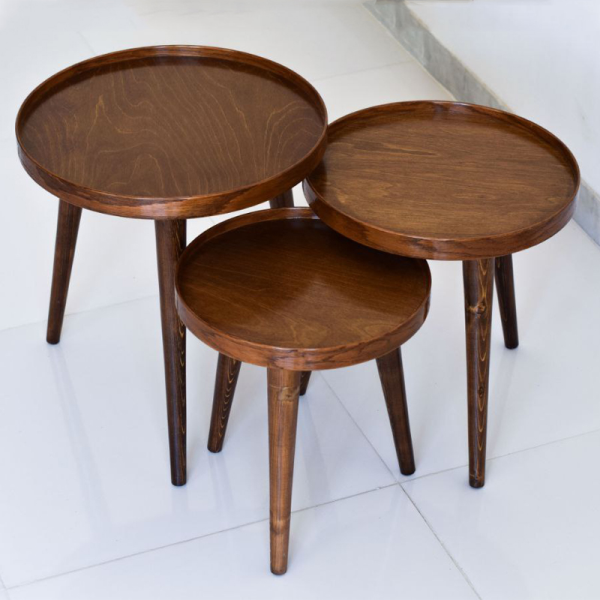 میز عسلی کد Mi04075 با چوب گردو، میز عسلی چوبی گرد سه تکه طرح دار، طراحی تمام چوب، دارای شیشه متحرک