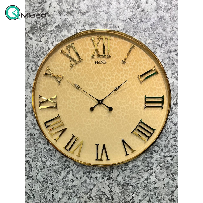 ساعت دیواری فلزی و مدرن هانس 304 طلایی در دو سایز