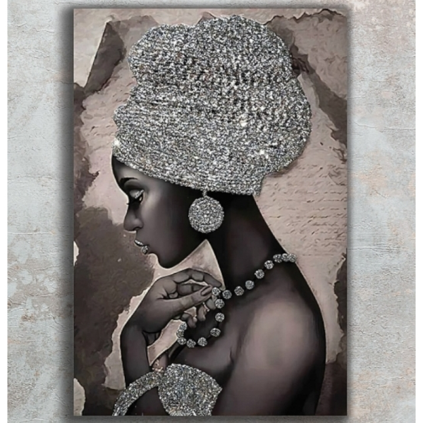 تابلو دکوراتیو شاین کد 202، جدیدترین مدل تابلو با بالاترین کیفیت چاپ، متریال پی وی سی قاب، تابلو هنری با کیفیت فوق العاده و قابل شستشو و سری دوم طرح دختر سیاه پوست آراسته