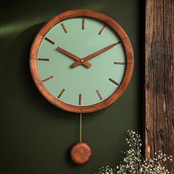 ساعت دیواری چوبی دست ساز پاندول دار مدل 165