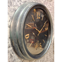 ساعت دیواری ارس مدل 933، ساعت دیواری با متریال پلاستیک ABS و صفحه تمام چوب، دارای اعداد رومی، موتور درجه یک تایوانی ساعت، رنگ طوسی ساعت دیواری مدرن