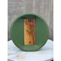 ساعت رومیزی بِتُنی