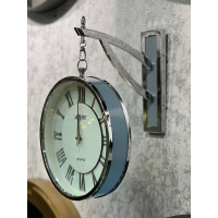 ساعت دیواری یک طرفه آرتمیس مدل 30280، ساعت مدل طرفه آویز بسیار بینظیر با متریال فلز، موتور درجه یک روانگرد، رنگ سیلور  ساعت برند ارس