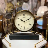 ساعت رومیزی هلموت