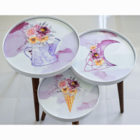 میز عسلی کد M104074، میز عسلی چوبی سه تکه طرح دار، نقاشی شده به سبک روستیک، دارای شیشه متحرک، میز عسلی مدل گرد سری 3 میز عسلی چوبی