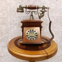 تلفن چوبی دکوری