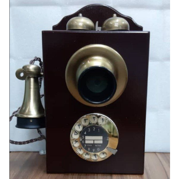 تلفن دیواری چوبی مدل 517، تلفن بی‌نظیر با شماره گیر چرخشی، تلفن سنتی و خاص و نوستالژی، وسیله کلیدی برای تزیین دکور منزل