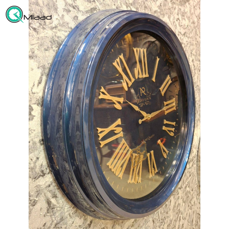 ساعت دیواری ارس مدل 930، ساعت دیواری با متریال پلاستیک ABS و صفحه تمام چوب، دارای اعداد رومی، موتور درجه یک تایوانی ساعت، رنگ سرمه ای  ساعت دیواری فلزی