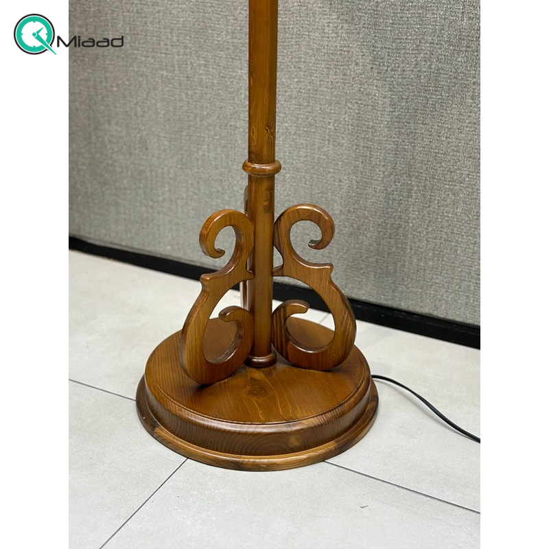 آباژور و چراغ خواب ایستاده مدل نیلا کد 2552، آباژور کنارسالنی با پایه چوبی فوق العاده با کیفیت، طرح زیبا شید با رنگ ساده و یک دست خریدآباژورکلاسیک وشیک