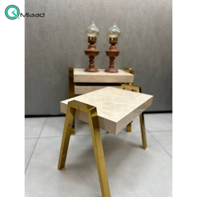 میز عسلی کد 3250، میز عسلی چوبی سه تکه ضد خش و ضد آب، متریال چوب 5 لایه ورق هایگلس، دارای بسته بندی محکم، رنگ طلایی خرید میز عسلی