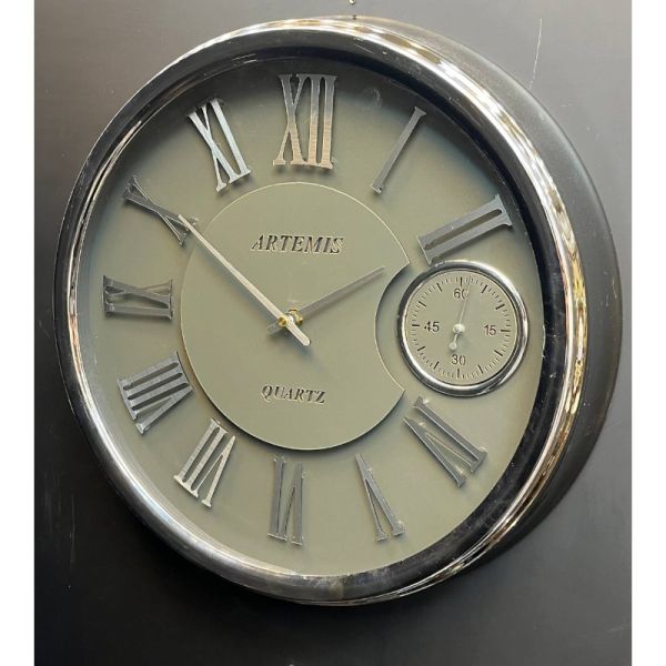 ساعت دیواری فلزی آرتمیس مدل 2039، ساعت دیواری فلزی و آبکاری شده، رنگ نقره ای، دارای موتور ثانیه شمار مستقل، سایز 42