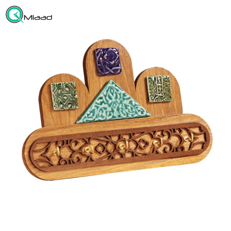 جاکلیدی با کد JA20013، جاکلیدی مدل تاج، دسترسی به 5 فضا مختلف برای نگه داری کلید، متریال چوب  جا کلیدی چوبی