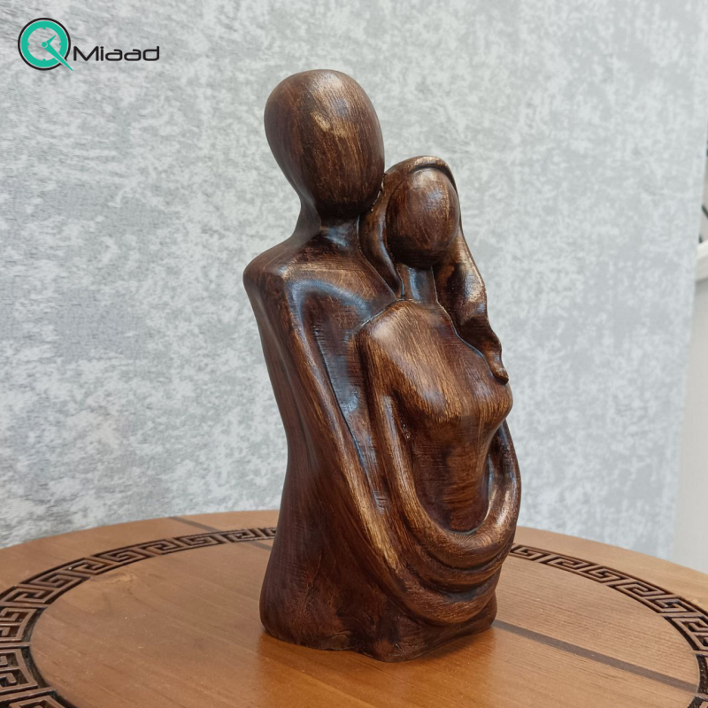 مجسمه رزین مدل آغوش کد MO16143، مجسمه دکوری، زیبا کننده هر میز و هر سطحی، هدیه ای مناسب برای خانم ها، رنگ قهوه ای  دکوراسیون