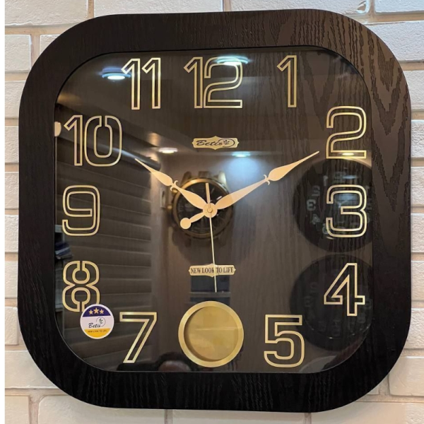 ساعت دیواری پاندول دار چوبی بتیس مدل 5806، ساعت دیواری چهار گوش با متریال تمام چوب، سایز 58 موتور تایوانی با صفحه زیبا و خوانا، دارای اعداد لاتین رنگ مشکی