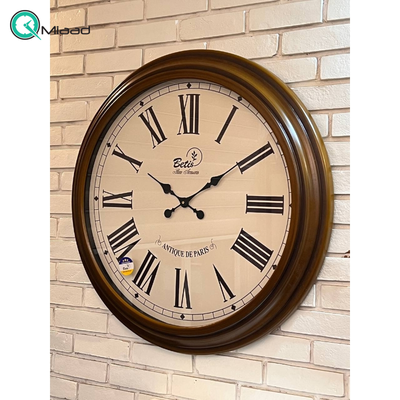 ساعت دیواری چوبی بتیس مدل 8030، ساعت دیواری تمام چوب سنگین سایز 80 موتور تایوانی با صفحه زیبا و خوانا و اعداد برجسته رومی، رنگ فندوقی قیمت ساعت دیواری