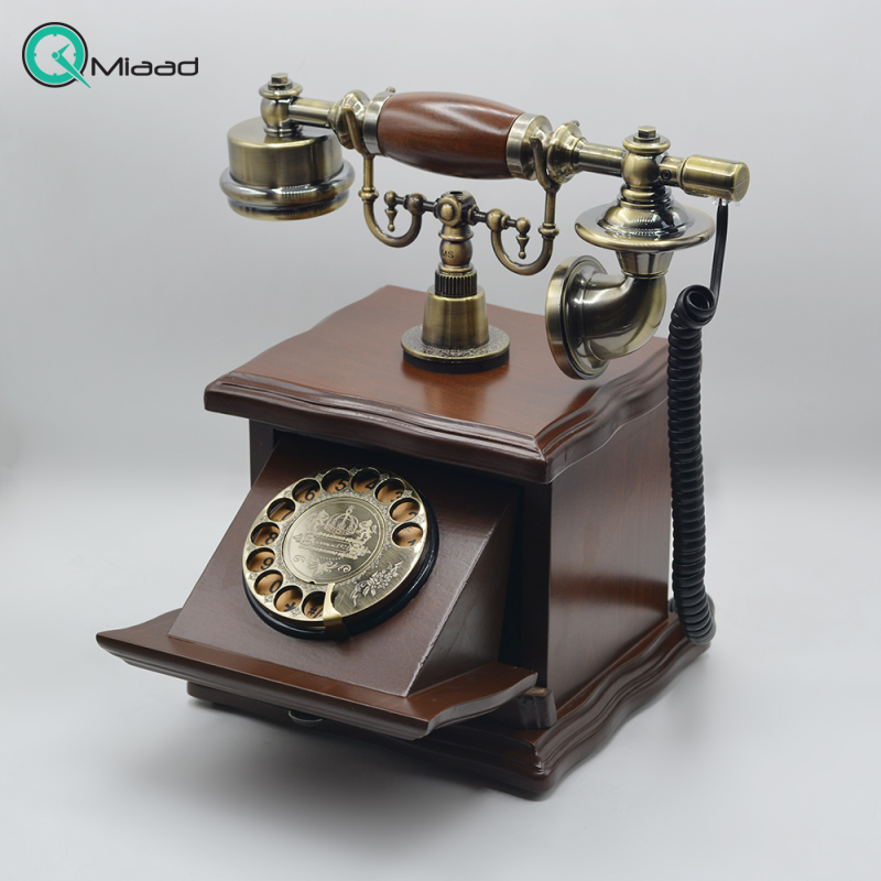 تلفن چوبی قدیمی