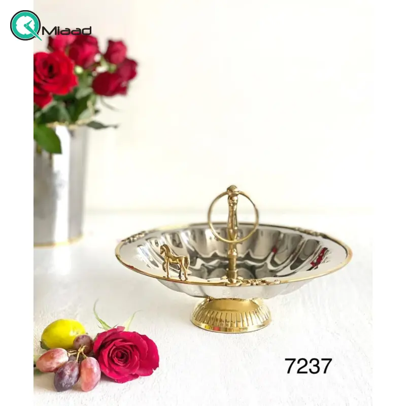 ظرف اردو خوری بنیکو، ظرف پذیرایی دسته دار کوچک از جنس استیل و برنج | کد 7237 اردو خوری دسته دار کوچک