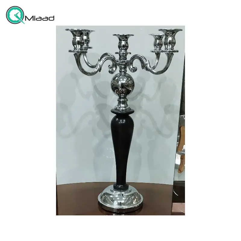 مجسمه و شمعدان چوبی کد 6410، شمعدان 5 شعله با متریال فلز و طراحی بی نظیر، رنگ نقره ای مجسمه