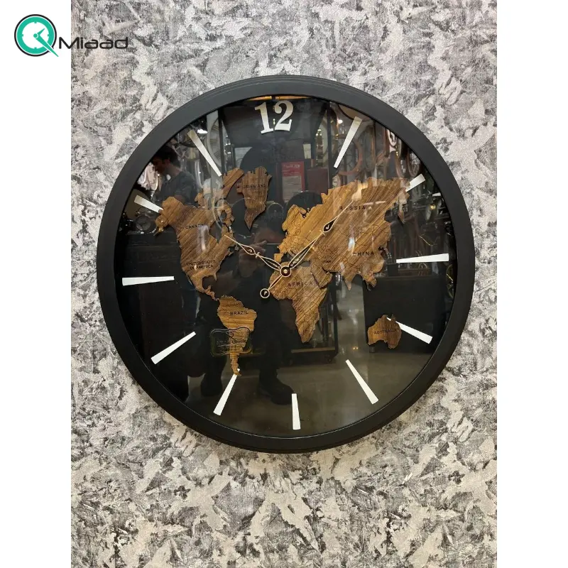 ساعت دیواری ارس مدل 383، ساعت دیواری با متریال پلاستیک ABS و صفحه تمام چوب، دارای اعداد رومی، موتور درجه یک تایوانی ساعت و موتور ثانیه شمار مستقل، رنگ مشکی ساعت دیواری