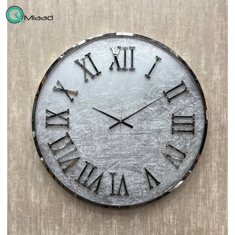 خرید ساعت دیواری فلزی بزرگ مدل 5250 رنگ نقره‌ای