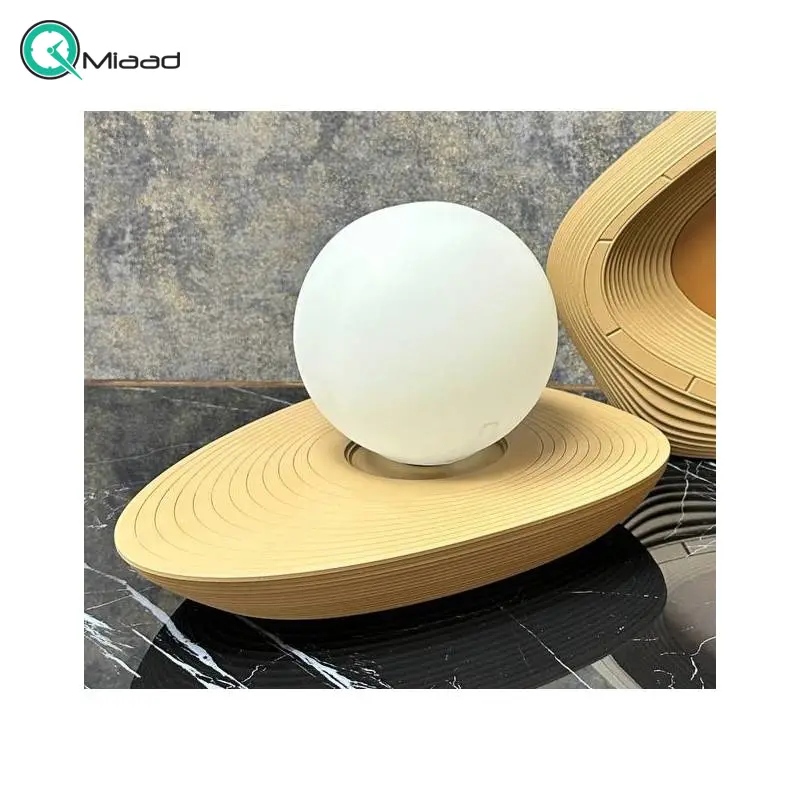 آباژور رومیزی مدل راچین 1372، آباژور گوی با متریال بتن، مدارای طراحی ظریف و مینیمال، رنگ نسکافه ای آباژور رومیزی