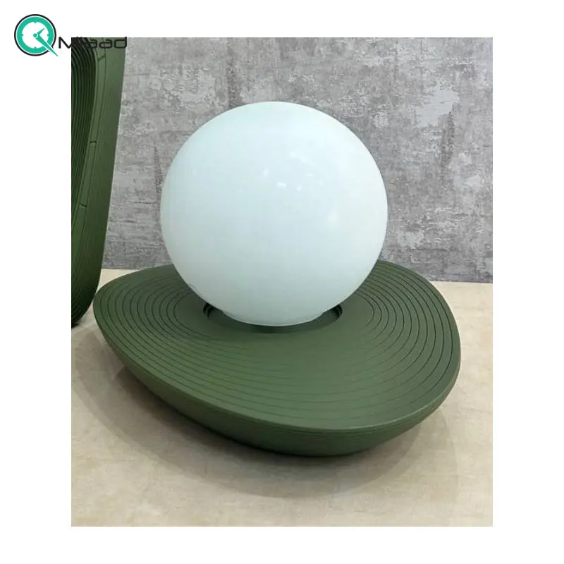 آباژور رومیزی مدل راچین 1372، آباژور گوی با متریال بتن، مدارای طراحی ظریف و مینیمال، رنگ سبز آباژور رومیزی