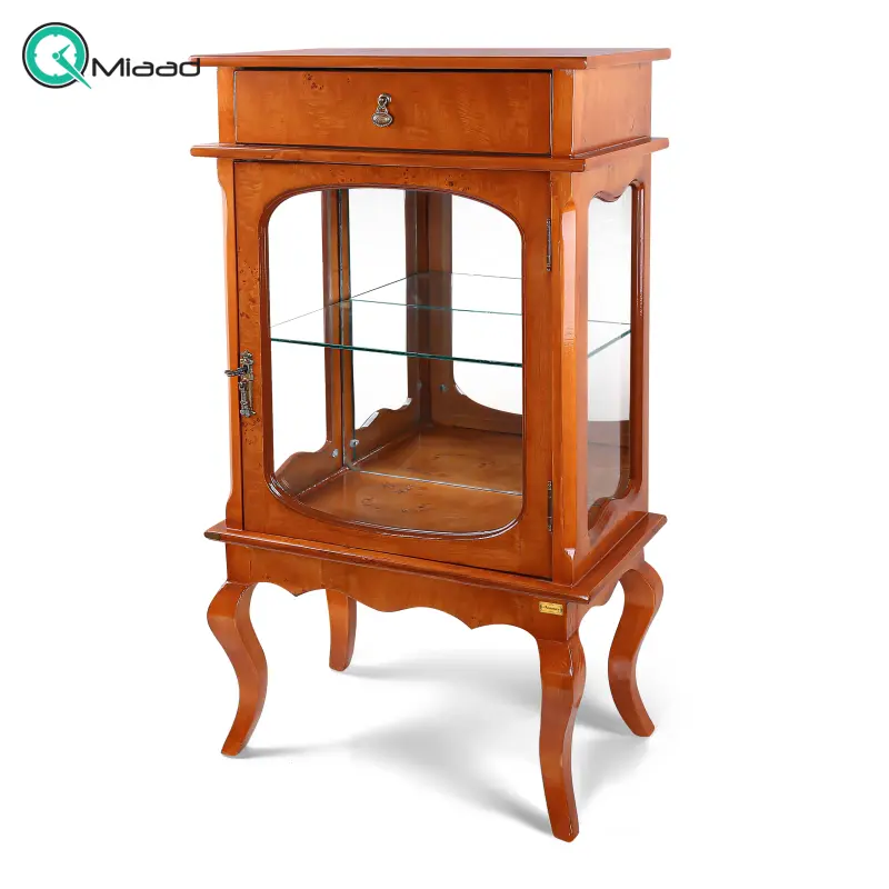 بوفه چوبی مدل نادیا کد BF 422، بوفه چوبی ویترین دار با طراحی کلاسیک، سایز 110 × 36 × 60 سانت، میز کنار مبلی زیبا مدل نادیا میز