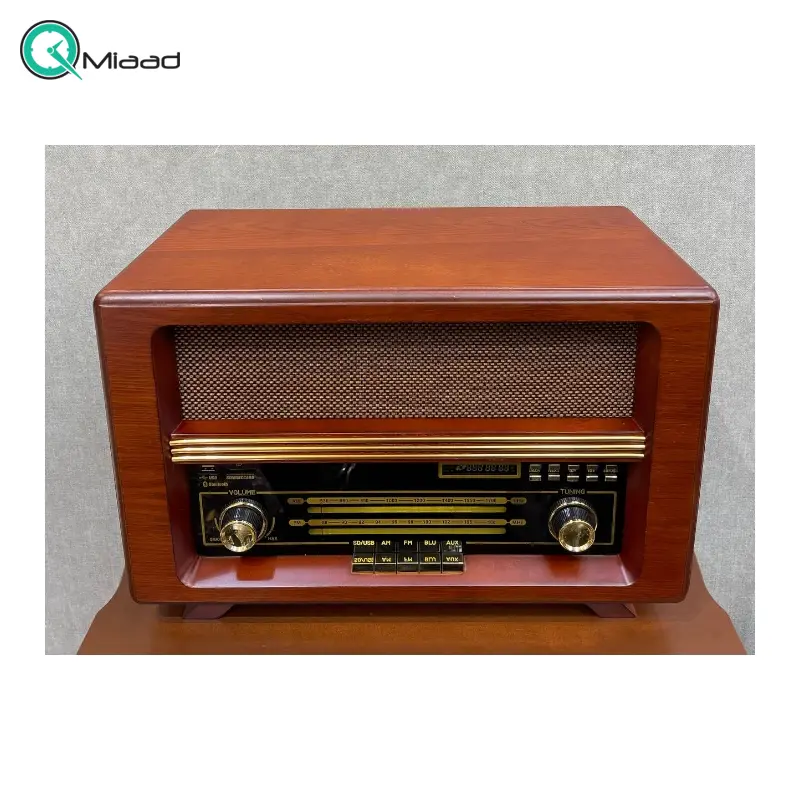 رادیو رومیزی مدل 066، رادیو سایز بزرگ با متریال چوب، دارای قابلیت های CD، mp3، AUX، فلش، رادیو با ظاهر شیک و نوستالژی با قابلیت خروجی صدا رادیو