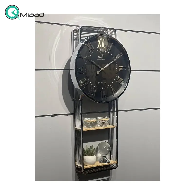 ساعت دیواری بتیس مدل 4550، ساعت دیواری 2 تیکه باکس دار مدرن با متریال فلز، رنگ آبکاری شده، موتور تایوانی و جزییات ظریف روی صفحه، دارای اعداد روتین، رنگ سیلور مشکی ساعت دیواری