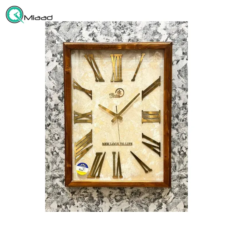 ساعت دیواری چوبی بتیس کد 6046، ساعت دیواری مستطیلی کرم قهوه ای سایز 60x45، دارای موتور آرامگرد و متریال تمام چوب، ساعت دیواری با صفحه خاص و زیبا ساعت