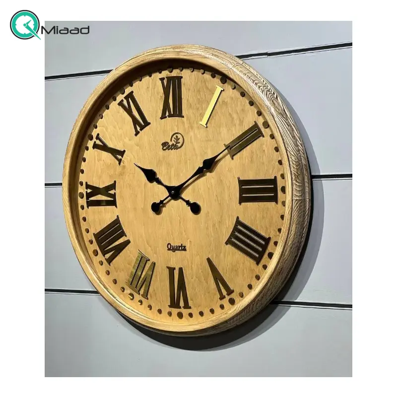 ساعت دیواری چوبی بتیس مدل 8035، ساعت دیواری تمام چوب روس سند بلاس سایز 80 موتور تایوانی با صفحه زیبا و خوانا و اعداد برجسته رومی، رنگ خاکی پتینه ساعت دیواری