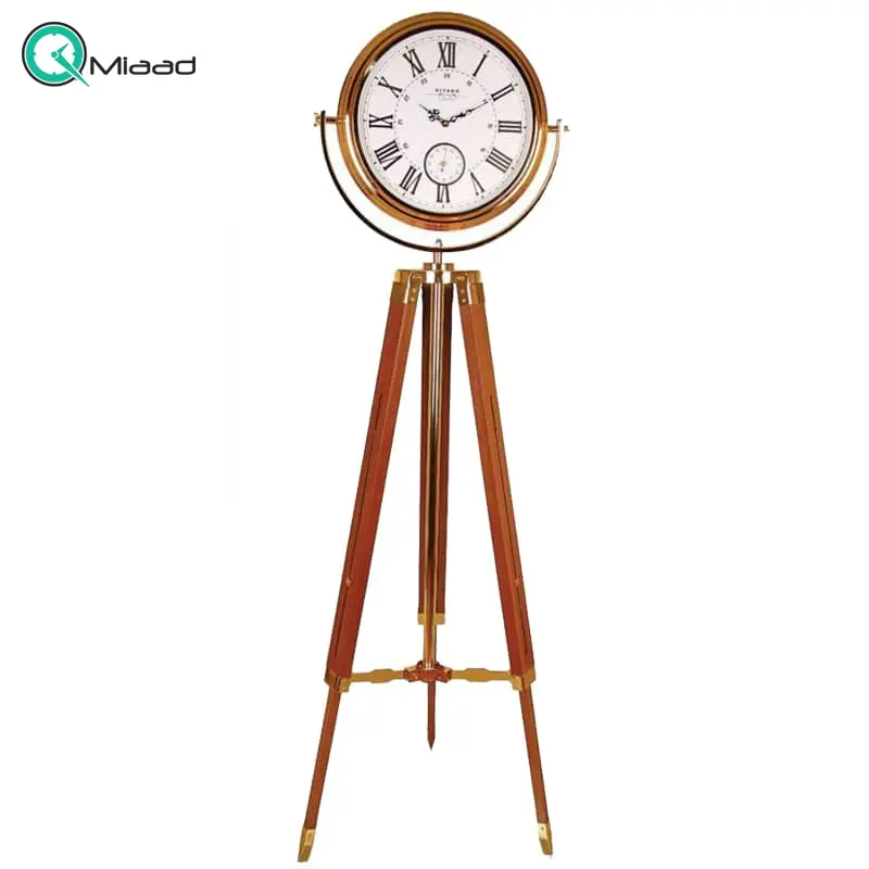ساعت ایستاده چوبی دیاکو، ساعت ایستاده پایه دار مدل هیربد، ارتفاع قابل تنظیم ساعت، جنس بدنه از چوب و فلز، صفحه سفید و عقربه های رومی، طلایی ساعت ایستاده