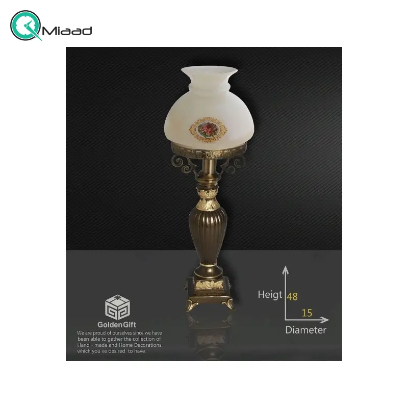 آباژور رومیزی پلی استر طرح گردسوز مدل 721، چراغ خواب رومیزی چوب و فلز مناسب اتاق خواب و سالن پذیرایی  آباژور