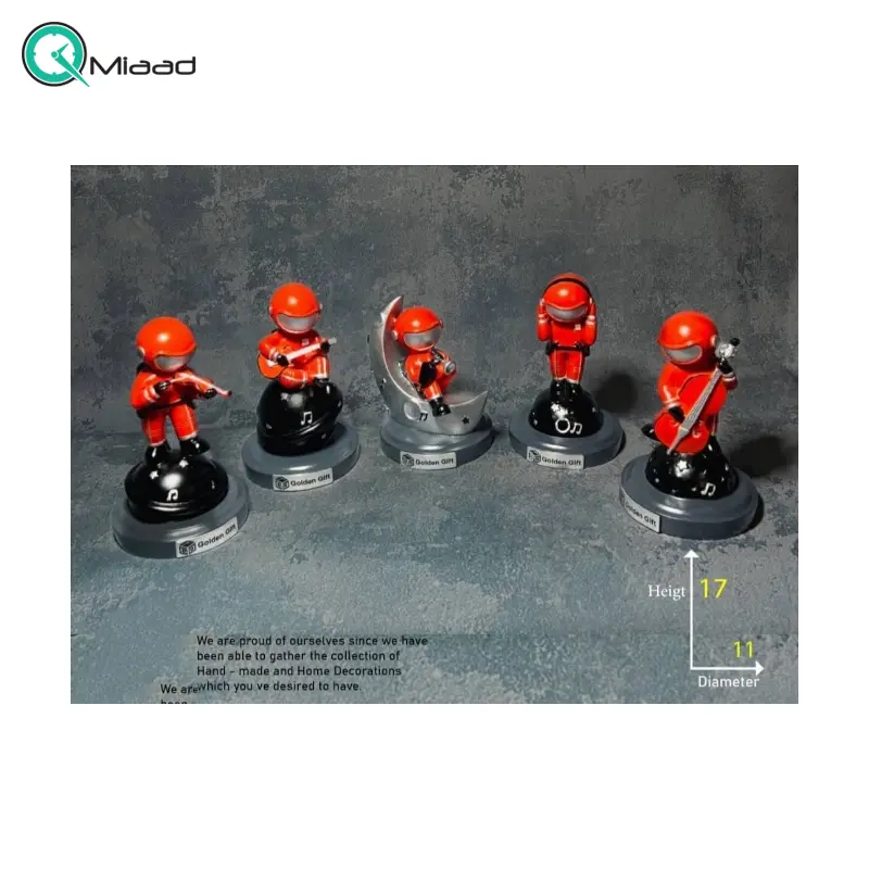 مجسمه پنج تکه طرح فضانورد کد 474، کالکشن تندیس طرح فضانورد بسیار زیبا با سایز مناسب، مجسمه پنج تکه در سایز 17x11 سانتی متر مجسمه