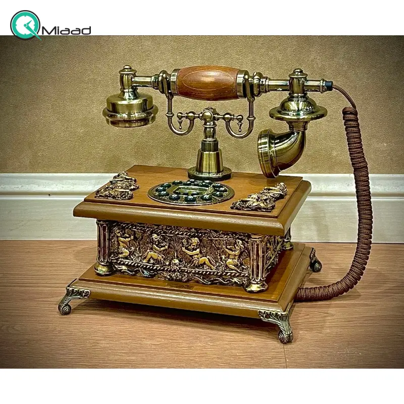 تلفن گرندفون Grand Phone مدل 1010، تلفن رومیزی کلاسیک با شماره گیر دکمه ای، متریال چوبی تلفن و همچنین دارای کالر آیدی تلفن ایستاده