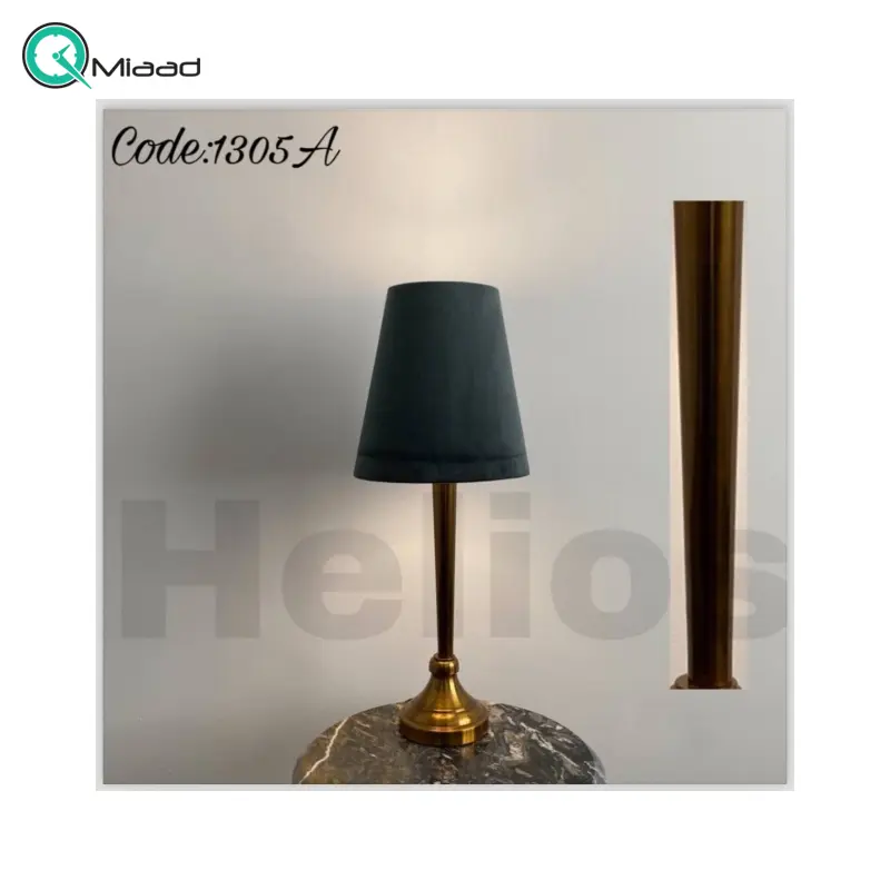 آباژور رومیزی مدل 1305، آباژور رومیزی با پایه فلزی، متریال طلق و پارچه شید آباژور، دارای 1 سرپیچ ، آبکاری فورتیک بدنه و پایه آباژور، فوق العاده با کیفیت، رنگ طلایی آباژور رومیزی