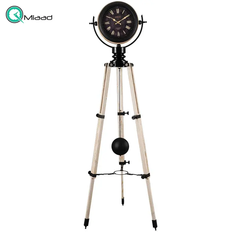 ساعت ایستاده و سه پایه چوبی لوتوس، ساعت ایستاده با متریال چوب و فلز، دو موتوره و دارای موتور کم مصرف، رنگ سفید، مدل 9124 ساعت ایستاده
