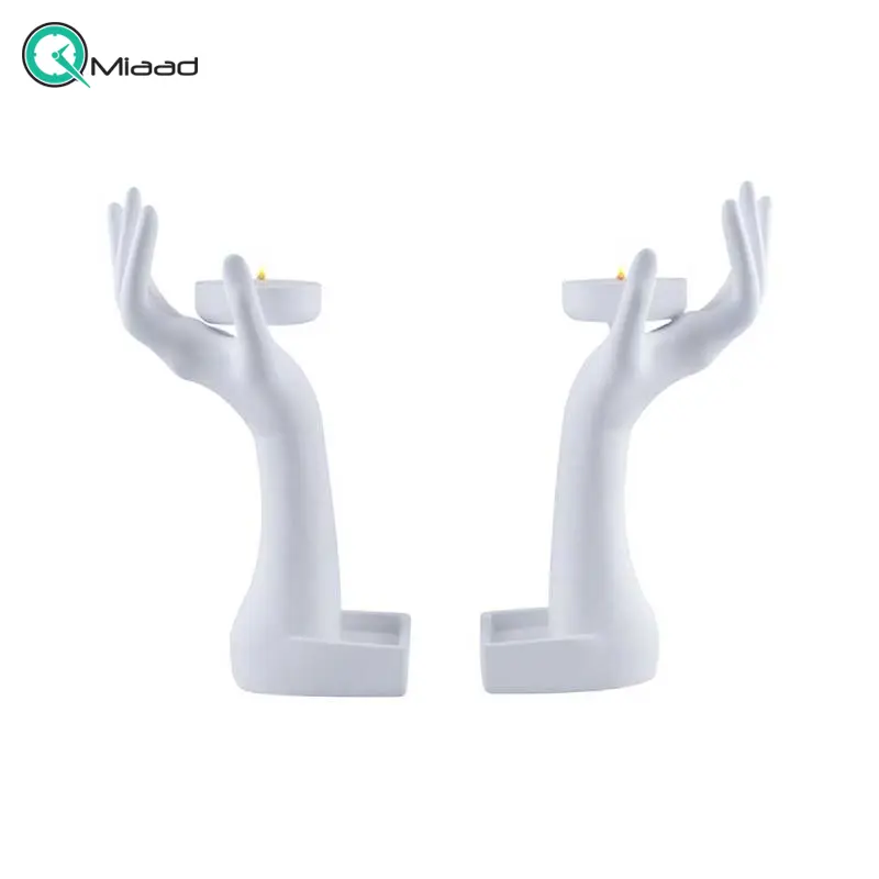 جا شمعی مدل MELLISSA کد PH-70014، جا شمعی بسیار زیبا و متفاوت، طراحی شده از متریال پلی رزین، رنگ سفید مجسمه