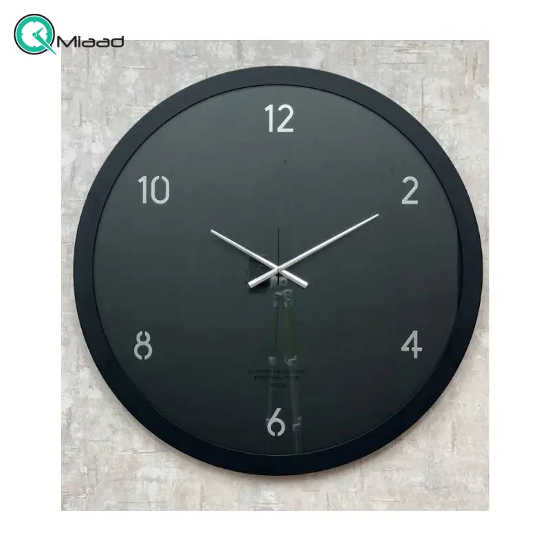 ساعت دیواری لومی Luminous مدل 3280، ساعت دیواری گرد ام دی اف شیشه دار سایز 90 و موتور آرامگرد، ساعت دیواری با صفحه مینیمال و جذاب، رنگ مشکی نقره ای ساعت