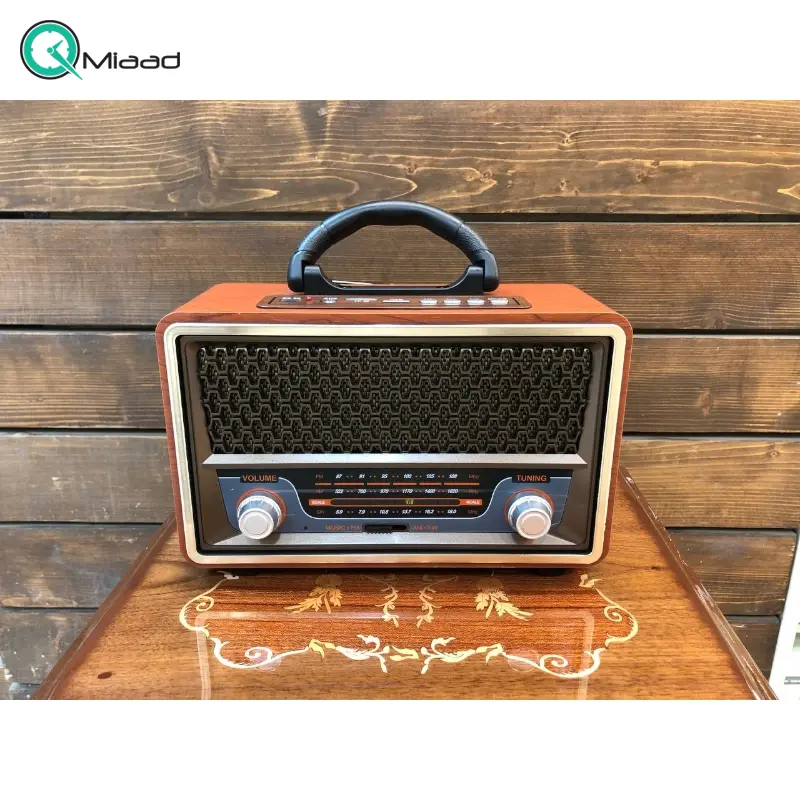 رادیو کلاسیک و شارژی 157، رادیو نوستالژی قابلیت گیرندگی 3 موج رادیو FM,AM و SW3 ، پخش موسیقی و فایلهای MP3، اتصال از طریق بلوتوث، اتصال فلش مموری USB، قابلیت اتصال AUX رادیو شارژی