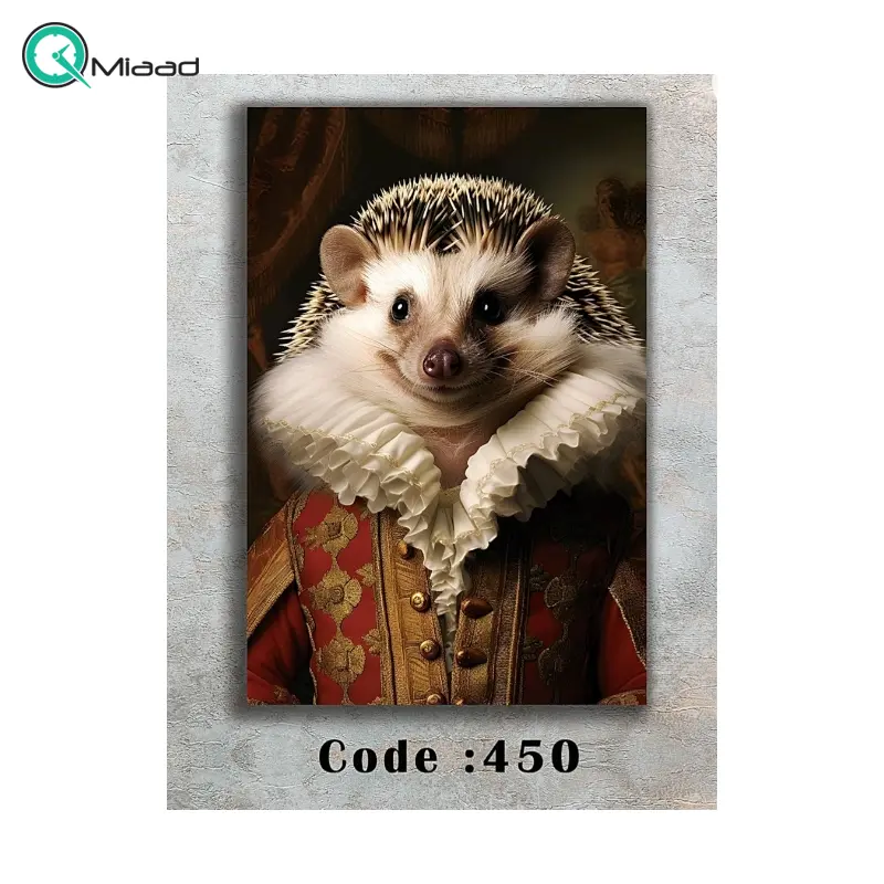 تابلو دکوراتیو شاین مدل 450، جدیدترین مدل تابلو با بالاترین کیفیت چاپ، متریال پی وی سی قاب، تابلو زیبا و جذاب و همچنین هنری با کیفیت فوق العاده و قابل شستشو، طرح جوجه تیغی با لباس دوران رنسانس تابلو