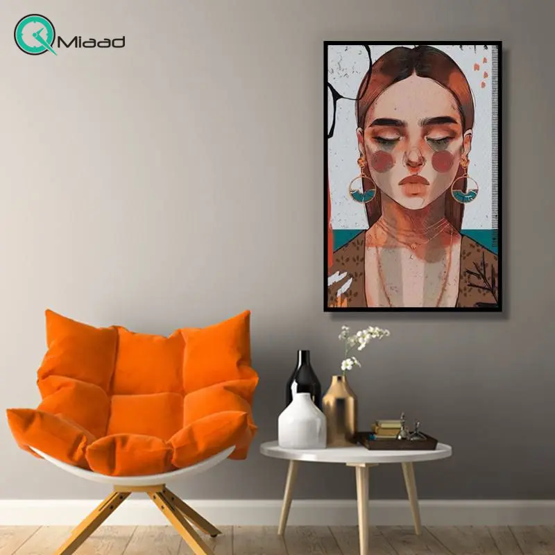 تابلو دکوراتیو شاین مدل 227، جدیدترین مدل تابلو با بالاترین کیفیت چاپ، متریال پی وی سی قاب، تابلو زیبا و جذاب، تابلو هنری با کیفیت فوق العاده و قابل شستشو طرح انتزاعی چهره یک دختر تابلو