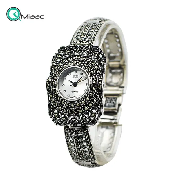 ساعت مچی زنانه نقره HF کد 077 ساعت