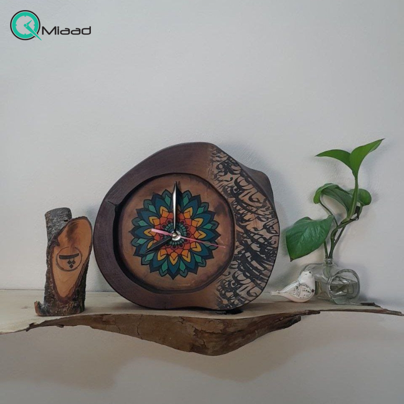 ساعت رومیزی چوبی دست ساز لوتوس مدل 450 صفحه قهوه ای