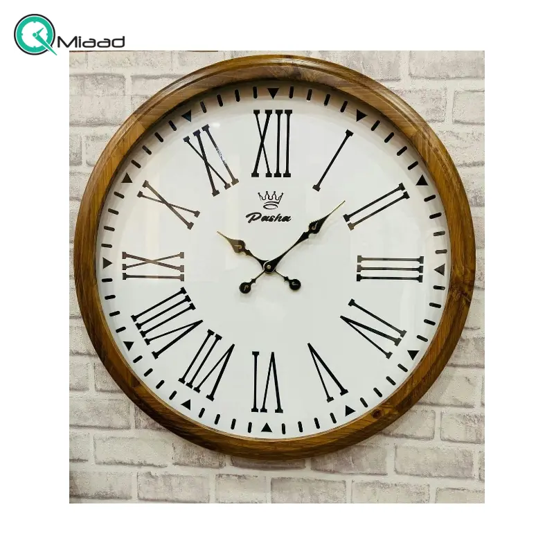 ساعت دیواری پاشا مدل pasha 756، ساعت دیواری با بدنه چوب طبیعی نراد روسی، موتور میتسو آرامگرد، اعداد رومی، صفحه سفید، سایز 75  ساعت دیواری