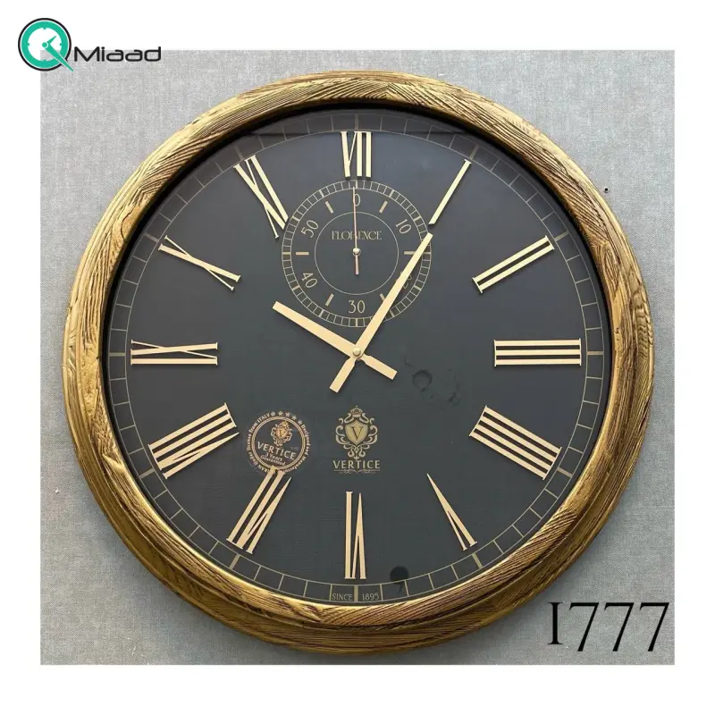 ساعت دیواری چوبی ورتیچ مدل 1777 صفحه سبزمشکی، ساعت دیواری دو موتوره با چوب طبیعی سایز 60 با موتور آرامگرد تایوانی، اعداد یونانی برجسته ساعت دیواری