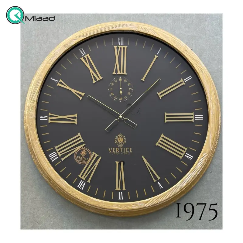 ساعت دیواری چوبی ورتیچ مدل 1975، ساعت دیواری دو موتوره با چوب طبیعی سایز 70 با موتور آرامگرد تایوانی، اعداد یونانی برجسته ساعت دیواری